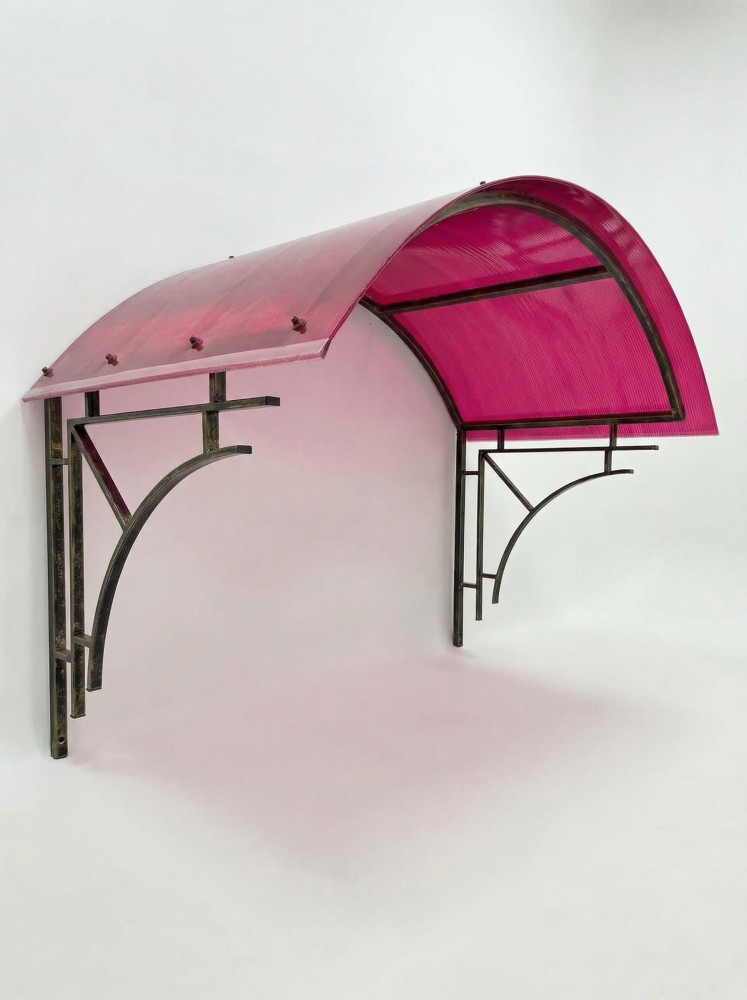 Козырек сварной, марка "Дудо" с поликарбонатом 6мм. (1285*900*650) арт. КС-34-1 Гранат фото-2 Козырек сварной, марка "Дудо" с поликарбонатом 6мм. (1285*900*650) арт. КС-34-1 Гранат фото-2